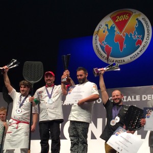 Tony Gemignani (red hat), the Pizza in Pala champion