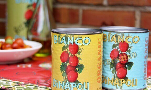 bianco-tomatoe-can-sauce