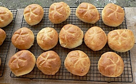 kaiser rolls