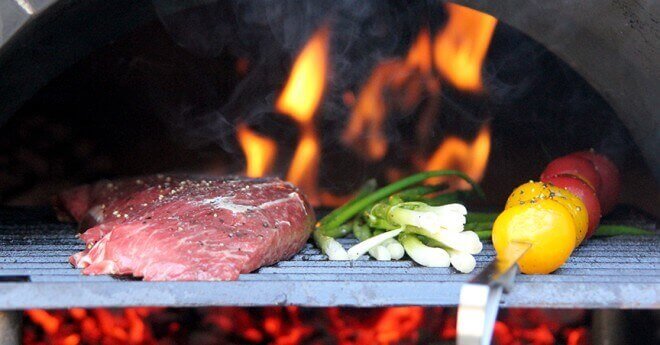 steak and tomato