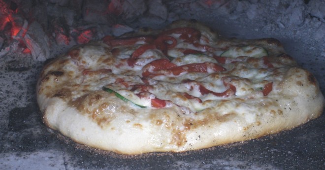 zucchini and roasted red pepper pizza