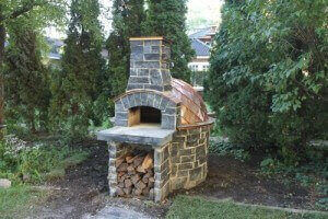 Giardino pizza oven with stone and copper exterior