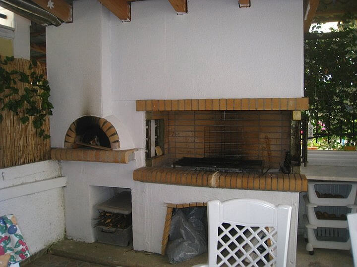 Pompeii DIY Brick Oven Greece 1