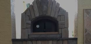 Giardino Outdoor Pizza Oven with Stone Archway