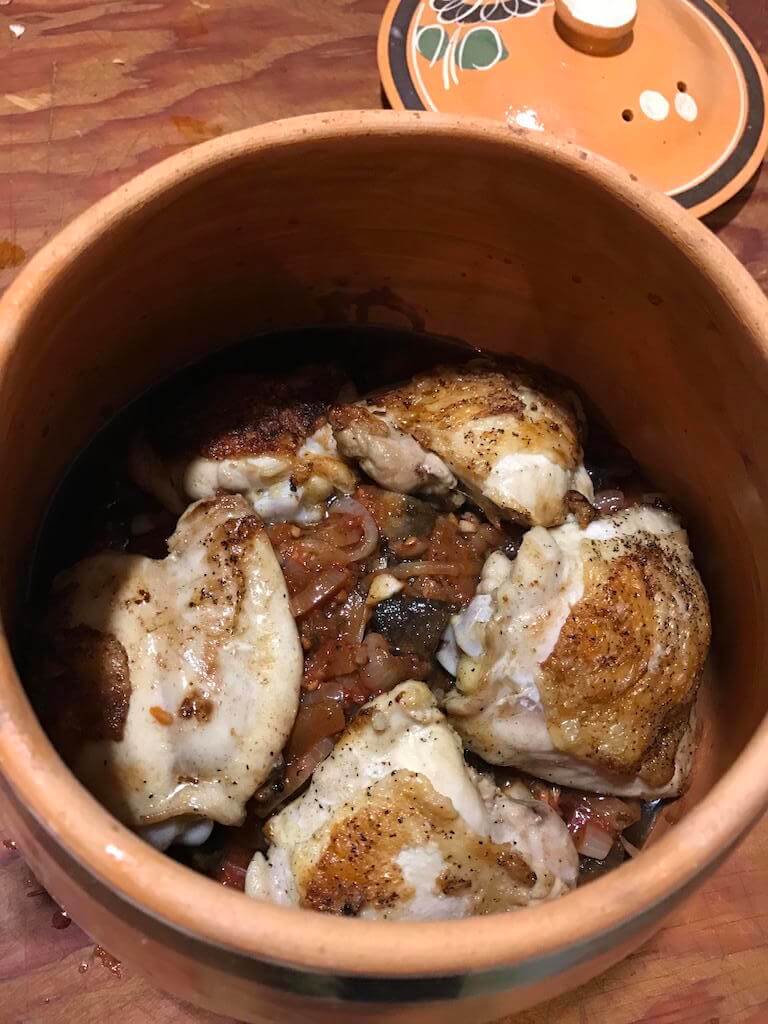 chicken-in-terracotta-pot-pizza-oven