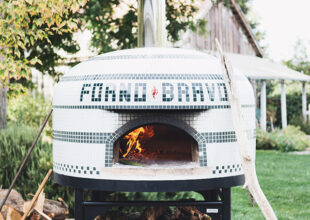 Horno de leña con chimenea 90cm. BrasaOvens