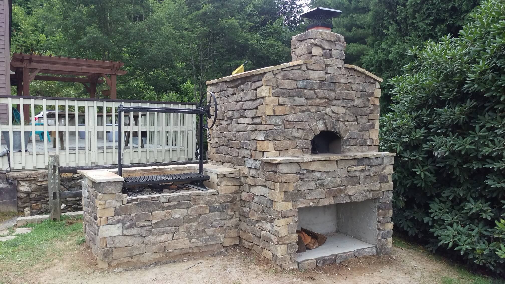 Casa90 Pizza Oven - Argentinian grill - Stone facade