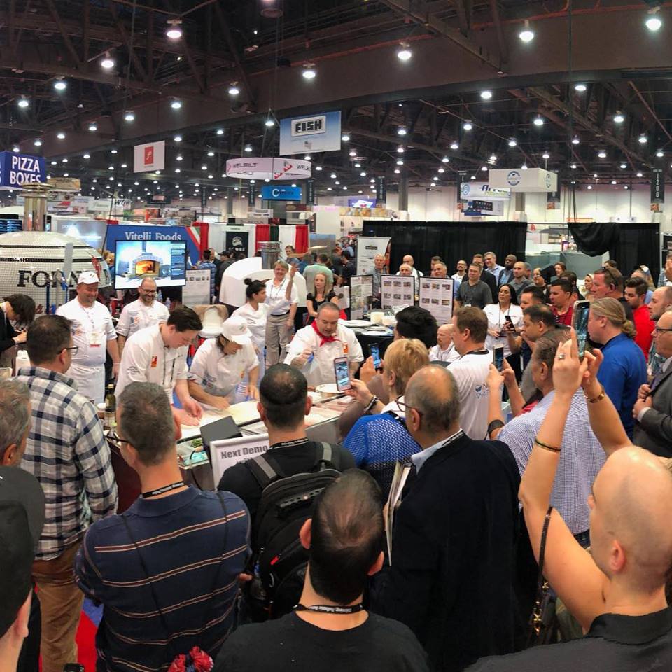 Chefs-Pizza Expo-Wood Fired oven-crowd