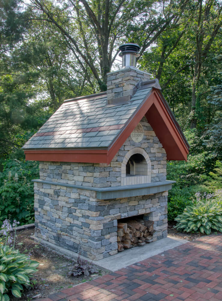 Stone Framed Pizza Oven