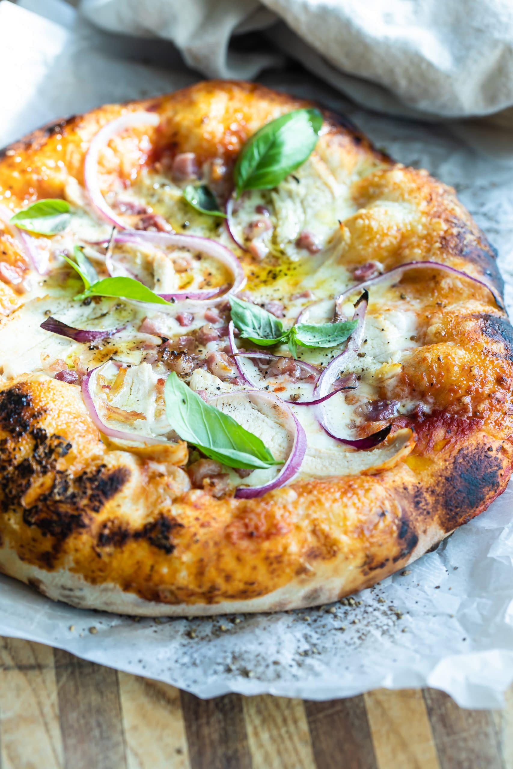 chicken pancetta pizza with basil