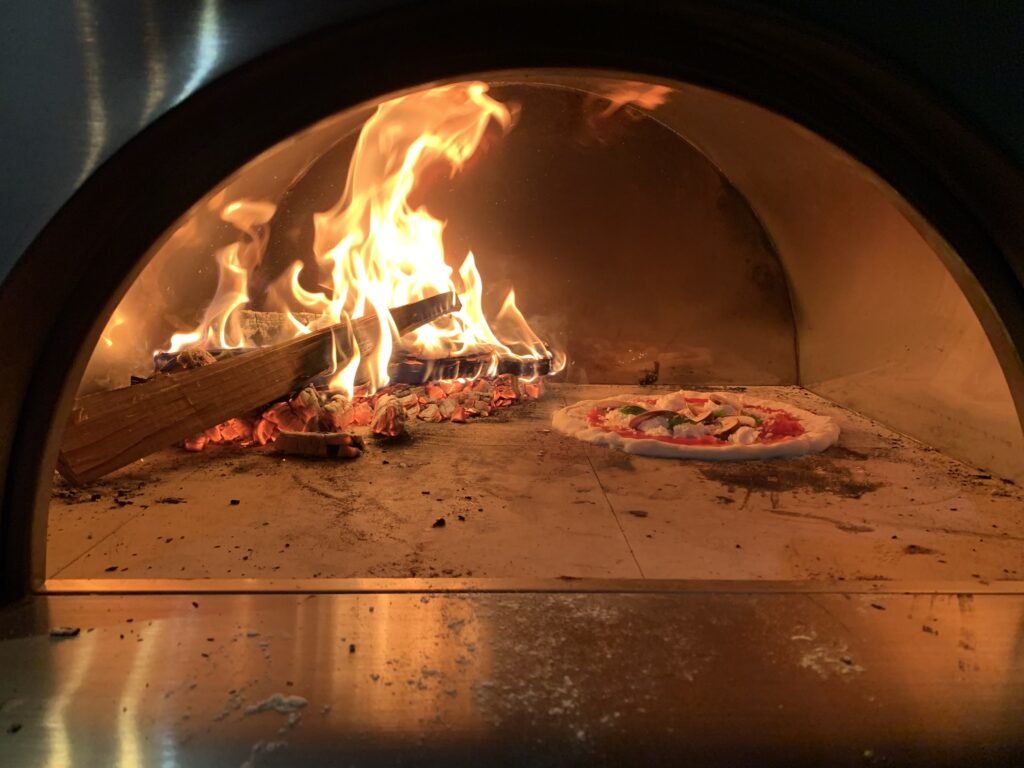 fire-pizza-oven interior