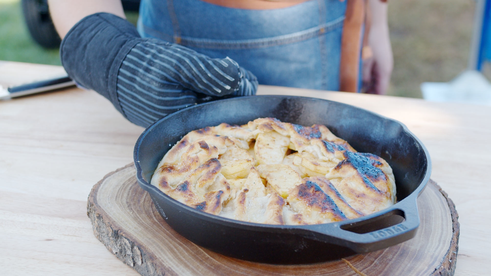 Apple Crostada-cast iron pan