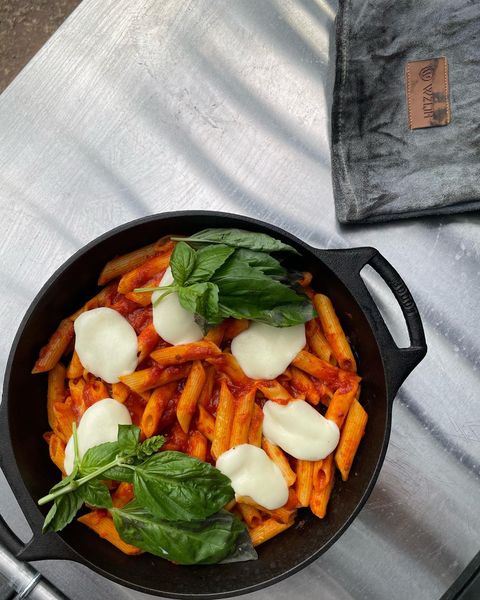 cast ironskillet-pasta