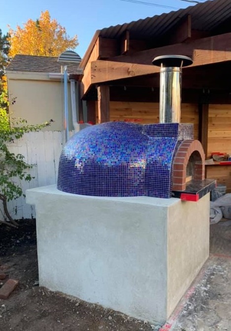 Blue tiled pizza oven