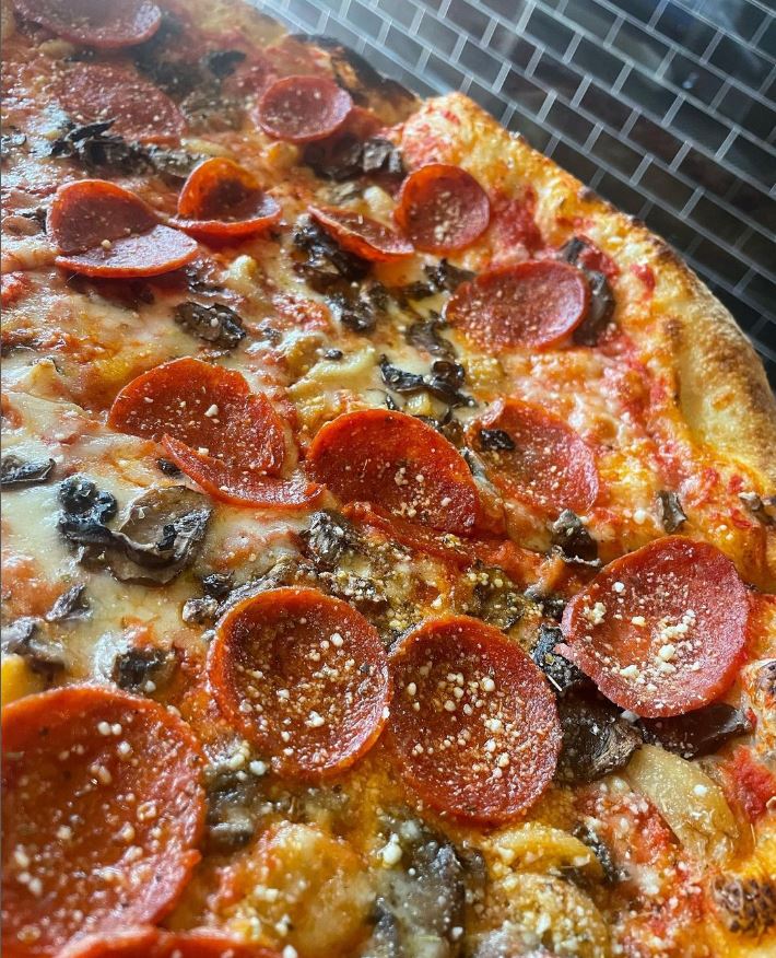 Pizza-with-Pepperoini-Mushrooms-Garlic